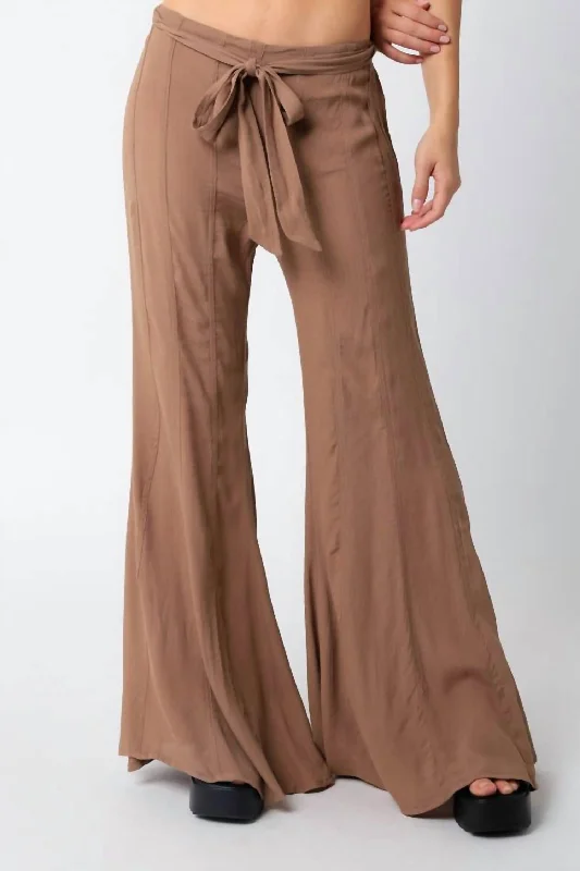 High-waisted tight trousers for women with pleated front and polished design -Sabrina Flare Pant In Earth