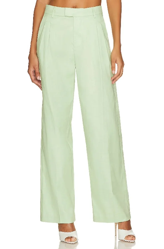 Elegant tight trousers for women with high-quality wool fabric for refined look -Marnie Pant In Apple